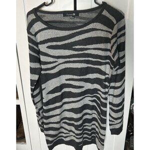 Forever 21 Womens Pullover Knitted Sweater Zebra Print Long Sleeve Black White M